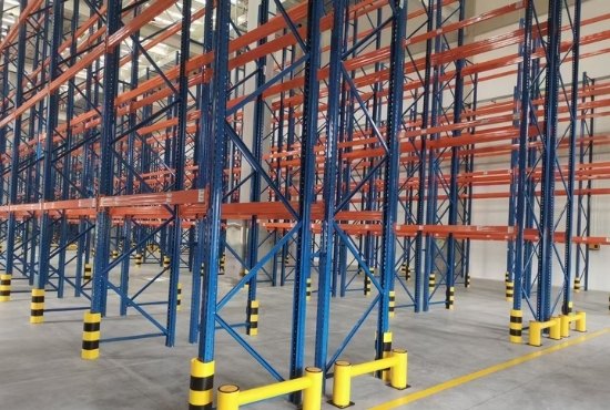 Estanterías de almacenamiento industriales aplicadas a la industria del automóvil