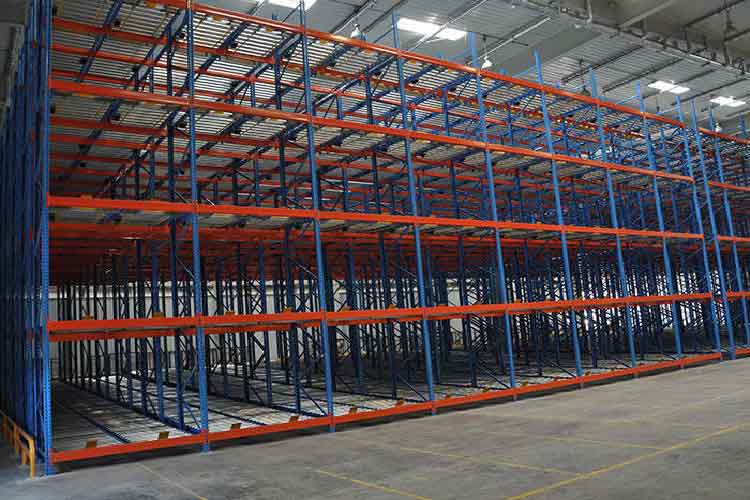 Estanterías de altura por gravedad para palets