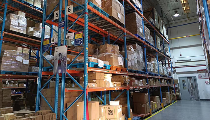 Contrôler strictement le chargement et le placement des marchandises